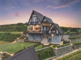 Bellevue Chalets by Pushella，位于努沃勒埃利耶的酒店