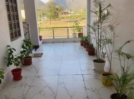 Panwar holidays homes，位于Chirwa的酒店