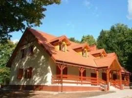 巴扎诺克莱格瓦纳巴巴拉克民宿