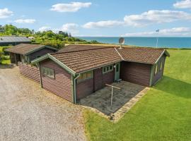 Stunning Home In Allingåbro With Wifi，位于Allingåbro的酒店