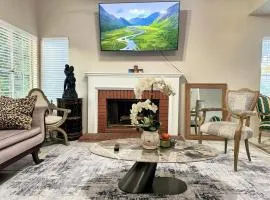 Modern & Spacious Family and Friend 4B3B House