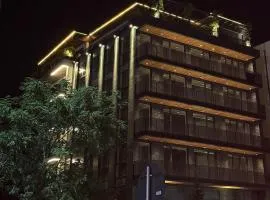 Rigeli Apartments