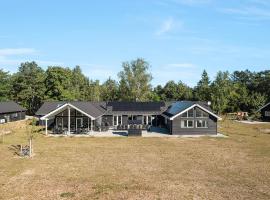 Gorgeous Home In Frederiksværk，位于弗雷德里克斯伐克的酒店