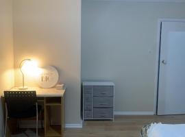 Northcote holiday home & 8，位于奥克兰的酒店