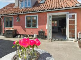 1 Bedroom Cozy Home In Svaneke，位于斯瓦讷克的酒店