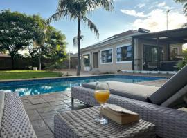 Stunning 2 bed with pool - 2275
