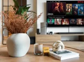 The Chic Downtown Suite Luxury near Burj Khalifa