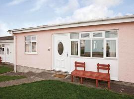 Anglesey Bungalows，位于特雷杜尔的度假园