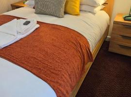 The Belfry, Littldean，位于Little Dean的酒店