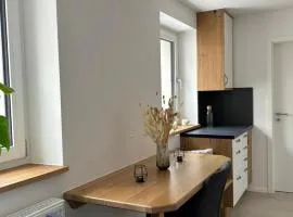 Moderne 2-Schlafzimmer Wohnung für 2-3 Personen - Optimal für Arbeit und Erholung