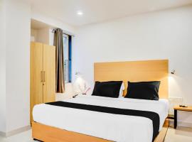 Super Townhouse Hadapsar formerly Savali Inn，位于Mundhva的酒店