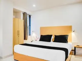 Super Townhouse Hadapsar formerly Savali Inn