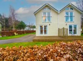 Caddy Lodge