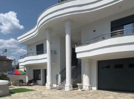 Villa Relax Apartment Nr 1，位于东吉托伊的酒店