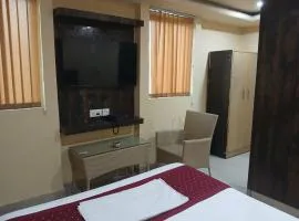 Blossoms Room Hotel Fortune Grand- Beside Lotus Hospital- Lakdikapul