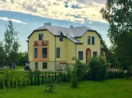 Wonderful 8 Bedroom Home near Vilnius
