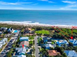 Ocean house with Hot Tub and Heated pool ! Beach 1 minute walk !
