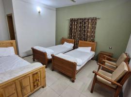 The Twin Hills Resort AJK Pakistan，位于Upper Neelun的酒店
