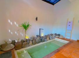 Playa La Barka Resort by Raminten，位于Moyudan的酒店