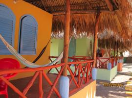 Hotel Caleta Azul，位于Las Lisas的酒店