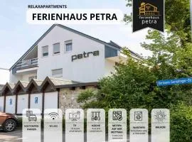 Ferienhaus Petra - Großzügige Ferienwohnungen in bester Bodenseelage l 1 Minute zum Bodensee l 7 Ferienwohnungen l Vollausgestattete Küchen l Gratis-WLAN l Gratis Parkplätze l Mitten auf der Mettnau