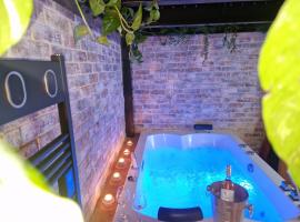 Au spa de LLea Suite rétro，位于阿维尼翁的酒店