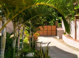 3BR Villa with Pool by Cliffhanger Villa，位于Misere的酒店