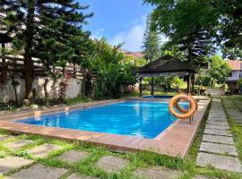 Terrace Hill Resort，位于Amadeo的酒店