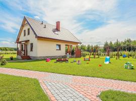 3 Bedroom Beautiful Home In Mscicie，位于Podamirowo的酒店