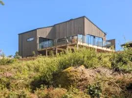 4 Bedroom Gorgeous Home In Tromøya