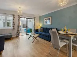 Quay Retreat - Short Stays UK Ltd