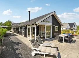 Beautiful Home In Millinge With Wifi