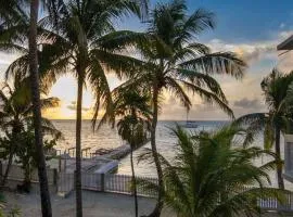 Babylon Beach Resort
