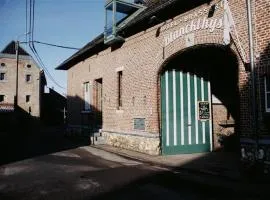 庞思岱富伦酒店