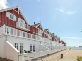 Two-Bedroom Apartment In Grasten