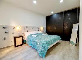 Comfortable flat in the center，位于恩波利的酒店