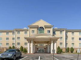 Lake Texoma Inn and Suites，位于丹尼森的酒店
