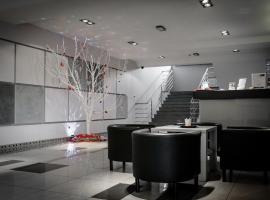 扎亚德克瓦拉特汽车旅馆，位于达布罗瓦古尔尼恰的酒店