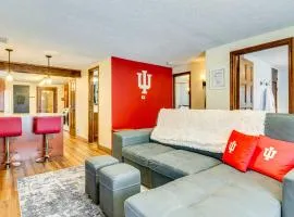 1 Mi to IU Hoosier Home with Fire Pit and Fenced Yard