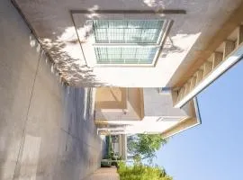 Elegant Retreat Modern Comforts Prime Location