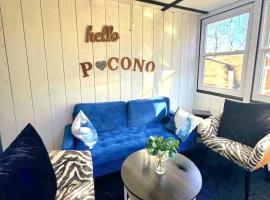 Deer Chalet in the heart of Pocono，位于托比汉纳的酒店