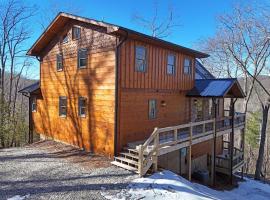 Stoneman Lodge | Cherry Log，位于车里罗格的酒店