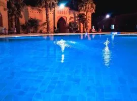 Palm's Hotel Club