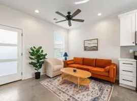 Swamp House Luxury Amenities Chic New 65 inch TV