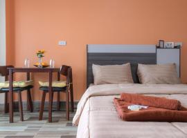 The Wish Hotel，位于北柳的带停车场的酒店