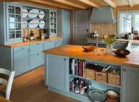 Traditional Cabin In Gålå With Stunning Nature