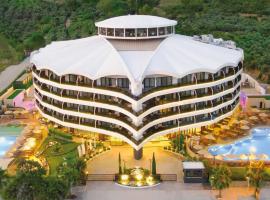 Seven For Life Thermal Hotel，位于库萨达斯的酒店