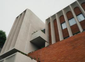 Manon Boutique Hotel Kota Lama Semarang，位于三宝垄的酒店