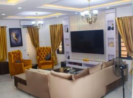 Laribond's Place Magodo Lagos，位于Magodo的宠物友好酒店