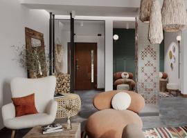 AINO Hotel，位于皮利佩齐的酒店